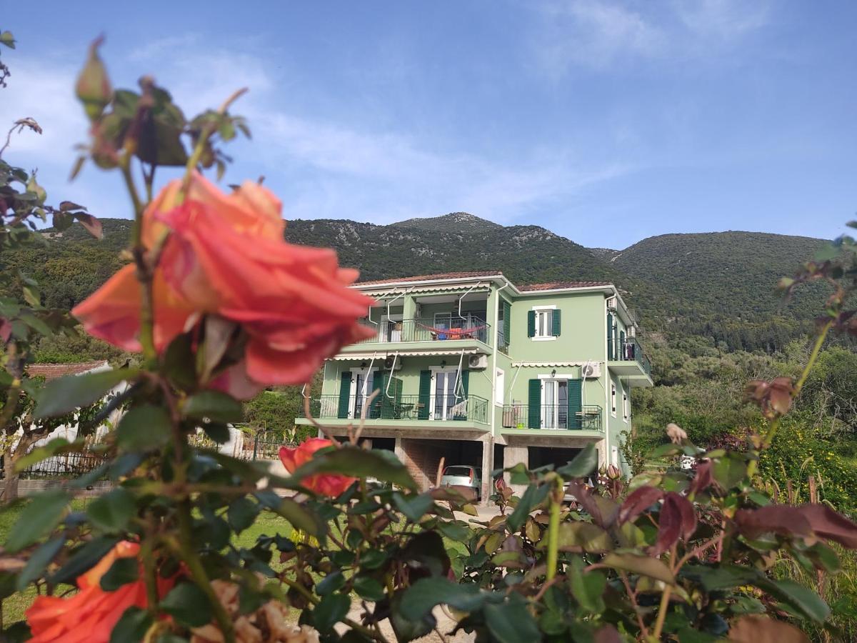 Вілла Rosegarden Самі Екстер'єр фото
